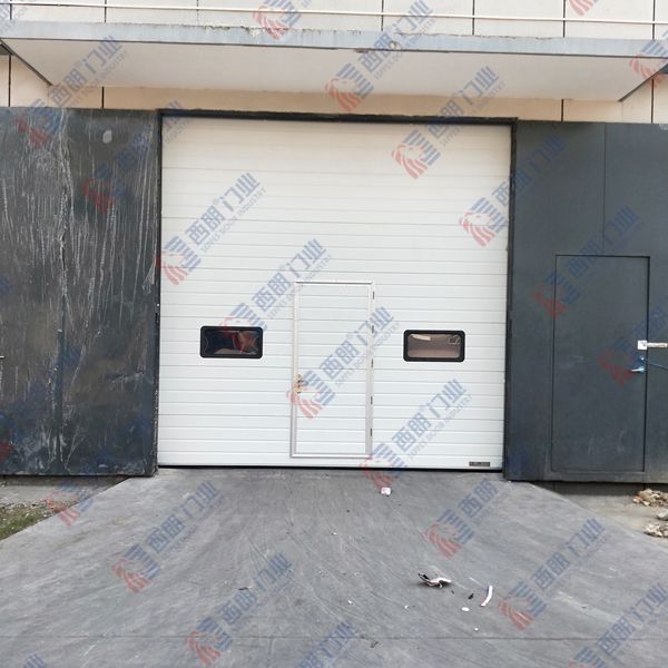 工業(yè)提升門使用時應(yīng)注意什么？